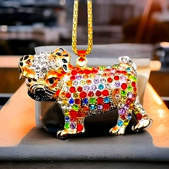 BETSEY JOHNSON COLORFUL CRYSTAL  BULL DOG PENDANT NECKLACE WITH MULTI COLOR CZS - Picture 1 of 6